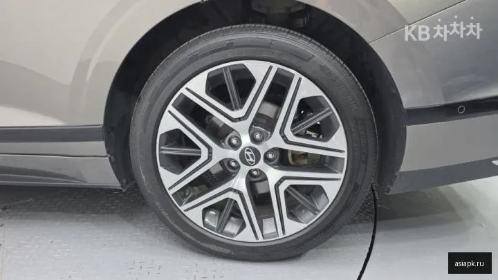 Hyundai Grandeur 6