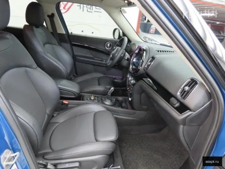 MINI Countryman 6