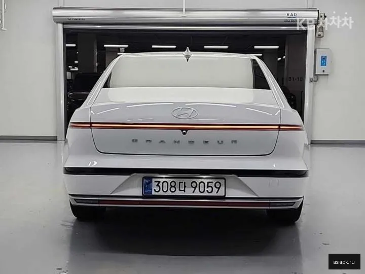 Hyundai Grandeur 3
