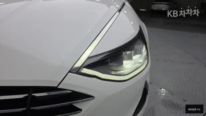 Hyundai Sonata 6