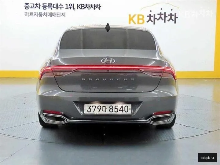 Hyundai Grandeur 3