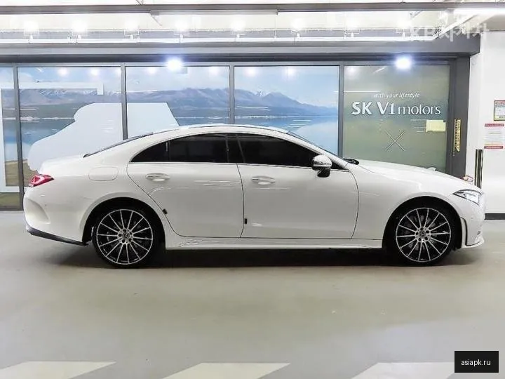 Mercedes-Benz CLS-Class 3