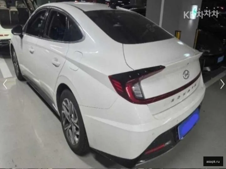 Hyundai Sonata 4