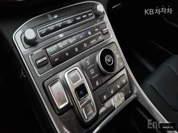 Hyundai Santa Fe 5