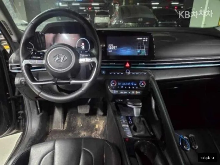 Hyundai Avante 5