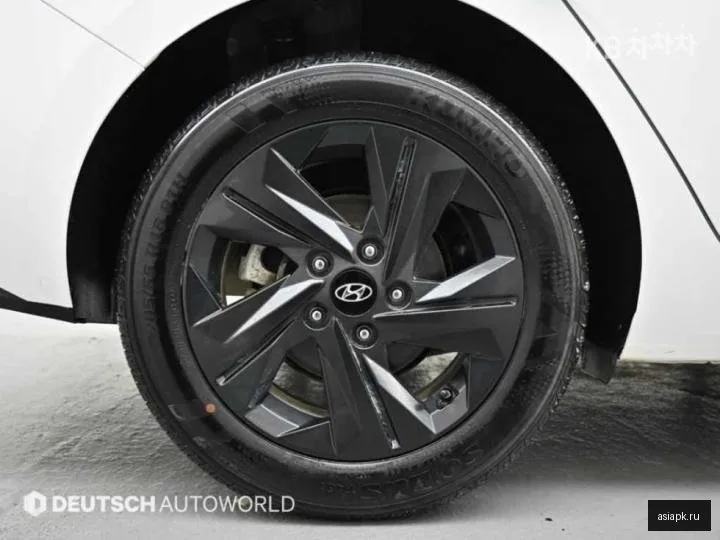 Hyundai Avante 5