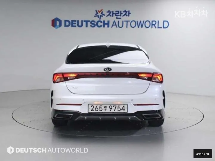 Kia K5 4