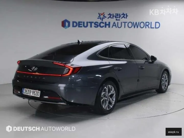 Hyundai Sonata 2
