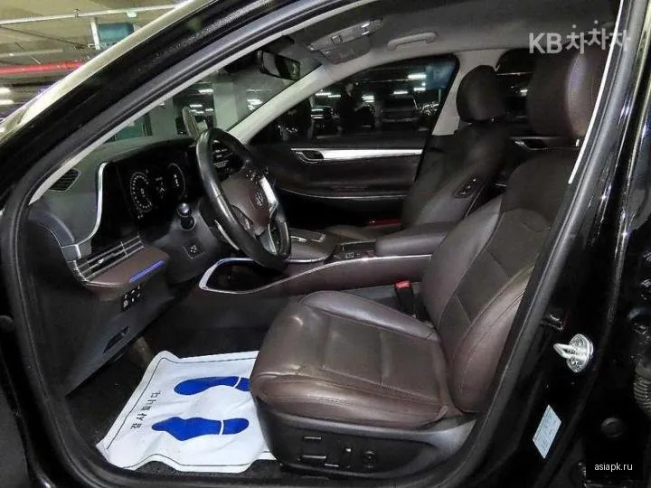 Hyundai Grandeur 6