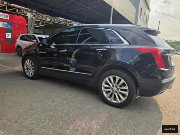 Cadillac XT5 3