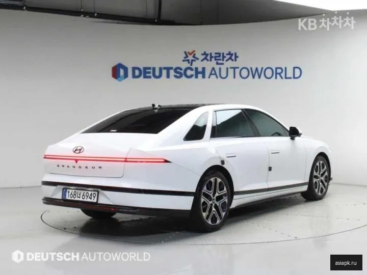 Hyundai Grandeur 2