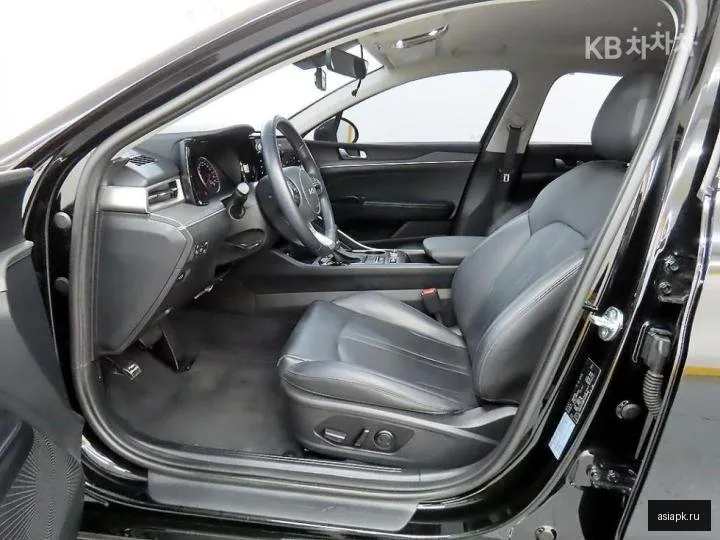Kia K5 5