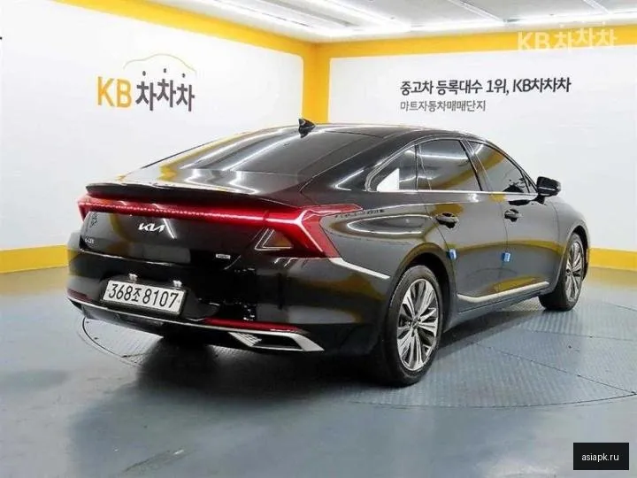 Kia K8 4