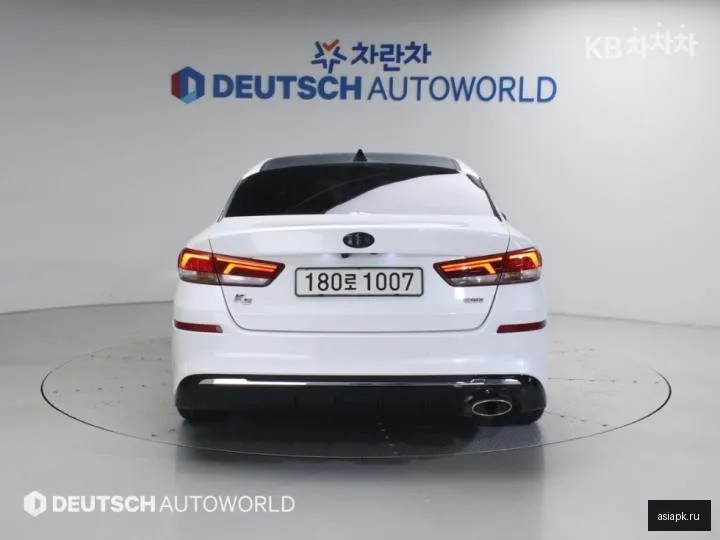 Kia K5 4