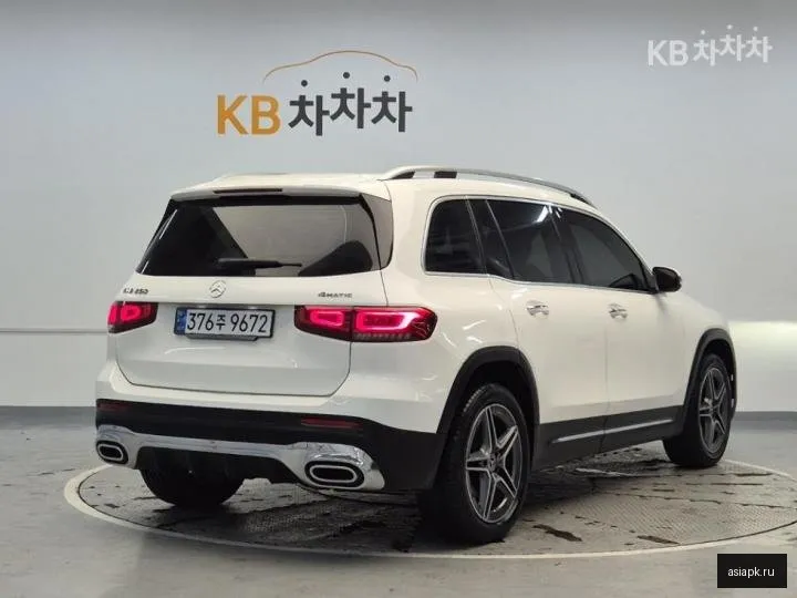 Mercedes-Benz GLB-Class AMG 3