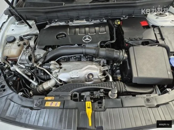Mercedes-Benz GLB-Class AMG 5