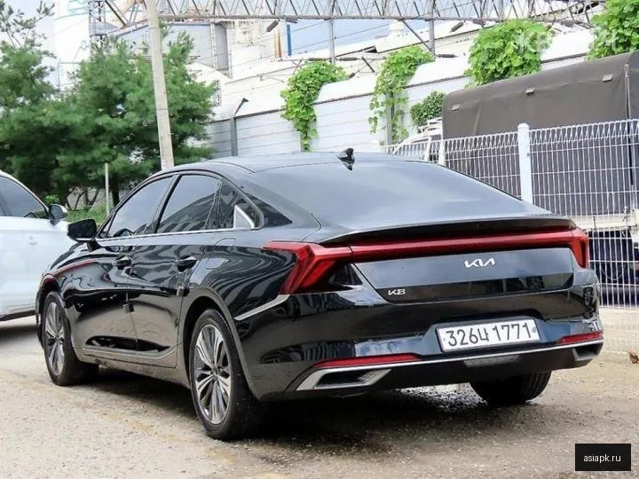 Kia K8 3