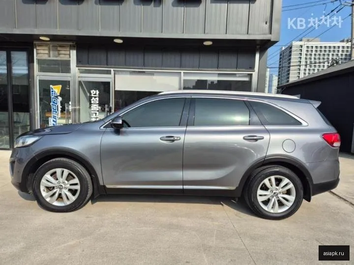 Kia Sorento 4