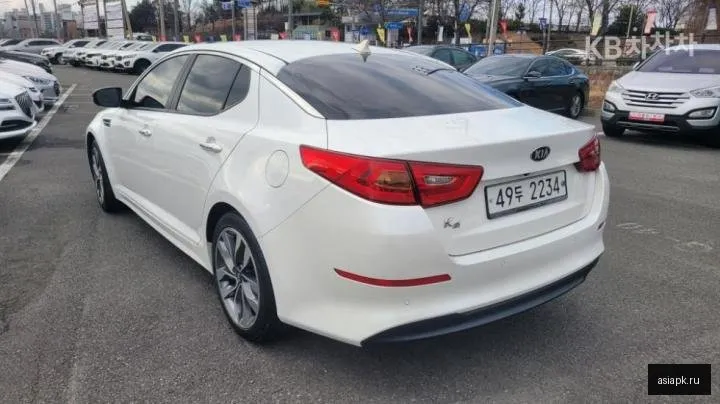 Kia K5 4