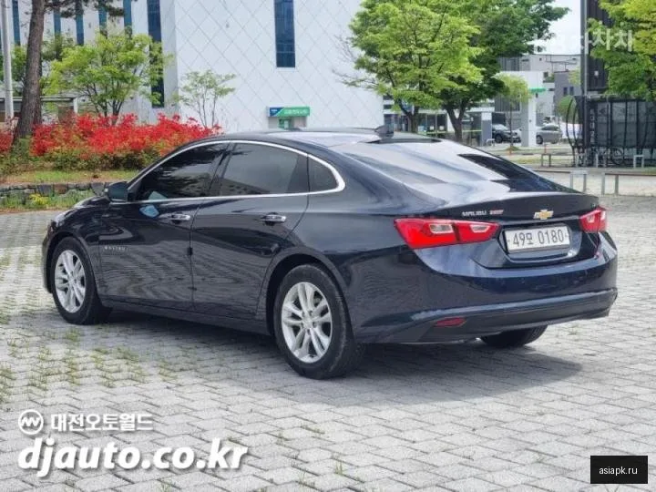 Chevrolet Malibu 3