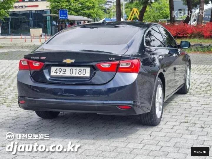 Chevrolet Malibu 4