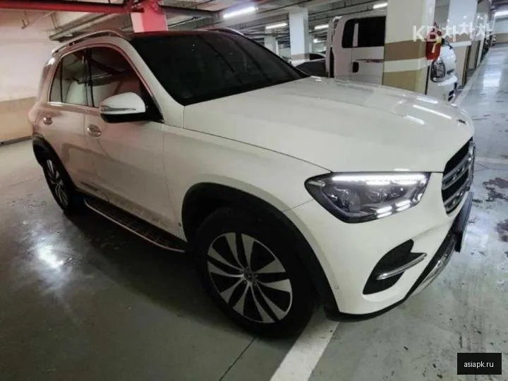 Mercedes-Benz GLE-Class 3