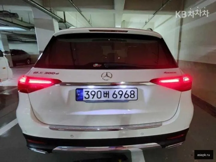 Mercedes-Benz GLE-Class 5