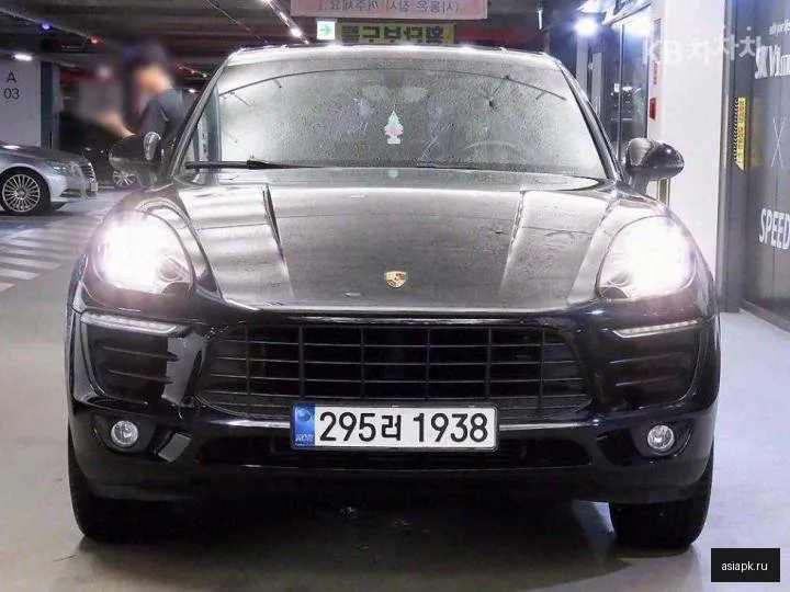 Porsche Macan 2