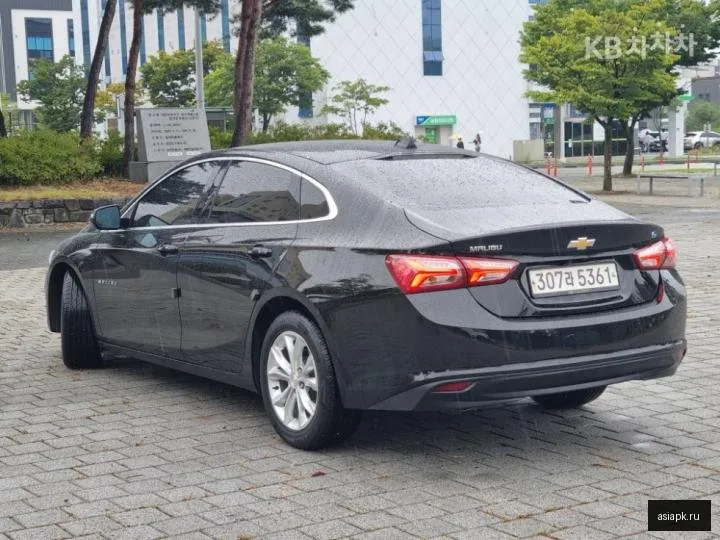 Chevrolet Malibu 2