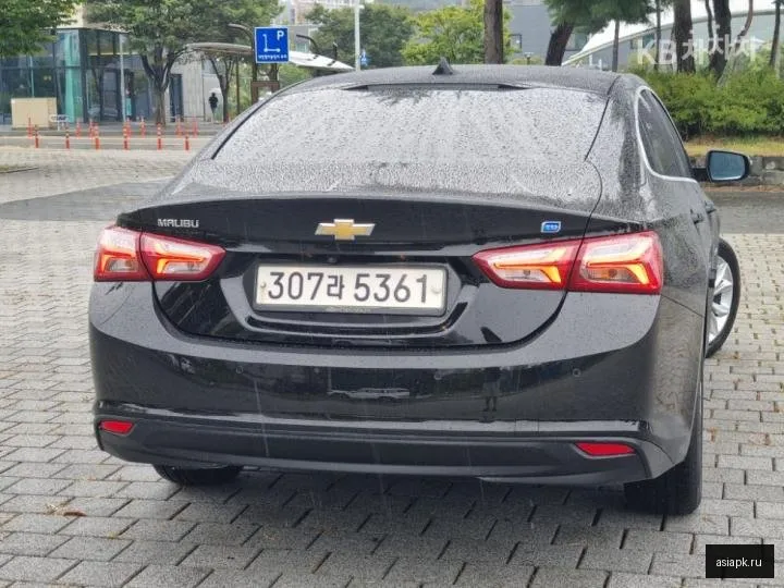 Chevrolet Malibu 4
