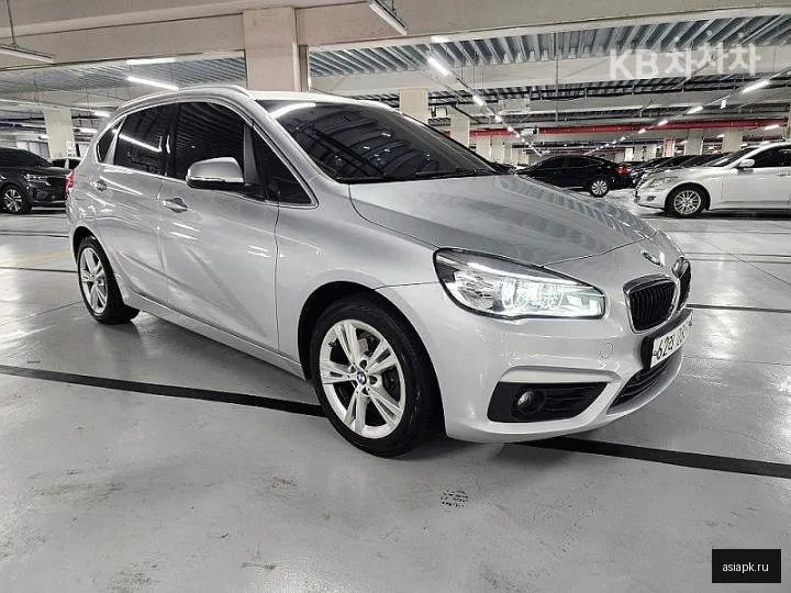 BMW 2-Series 3
