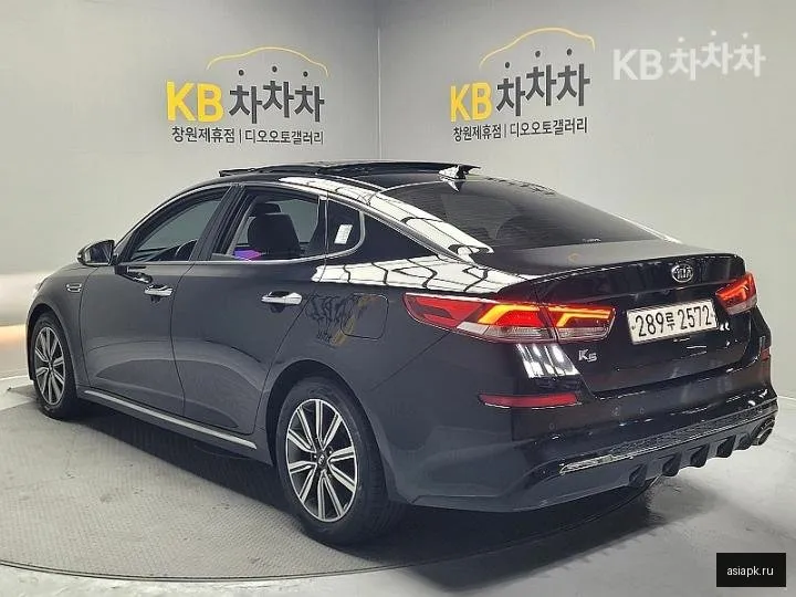 Kia K5 4