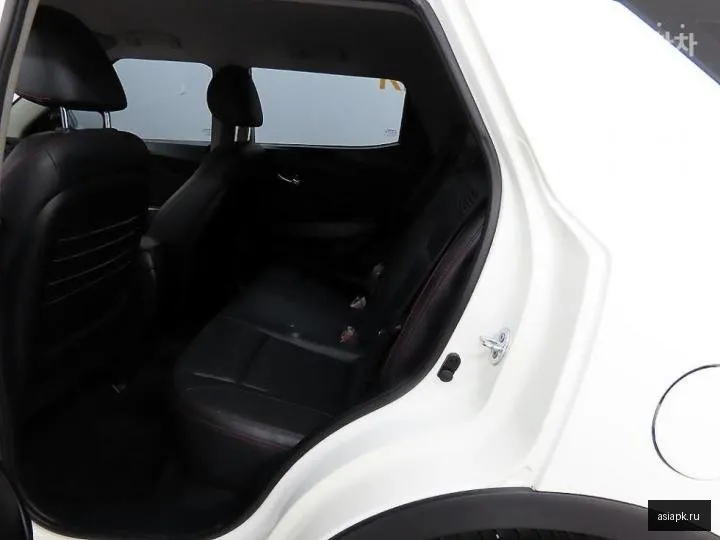 SsangYong Tivoli 6