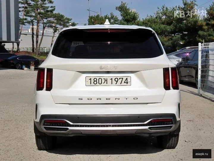 Kia Sorento 4
