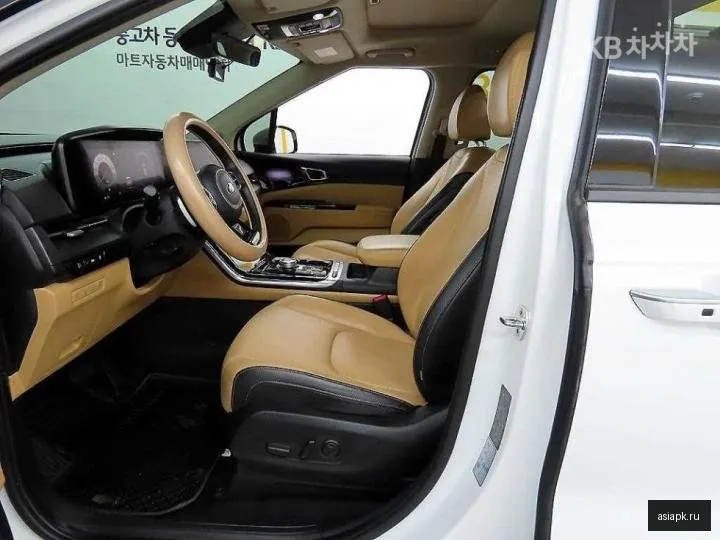 Kia Carnival 5