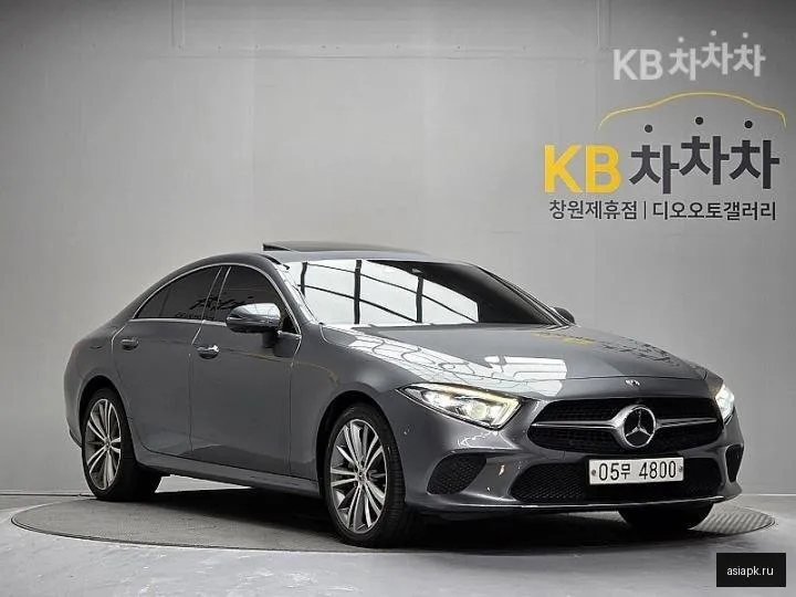 Mercedes-Benz CLS-Class 5