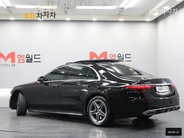 Mercedes-Benz S-Class 3