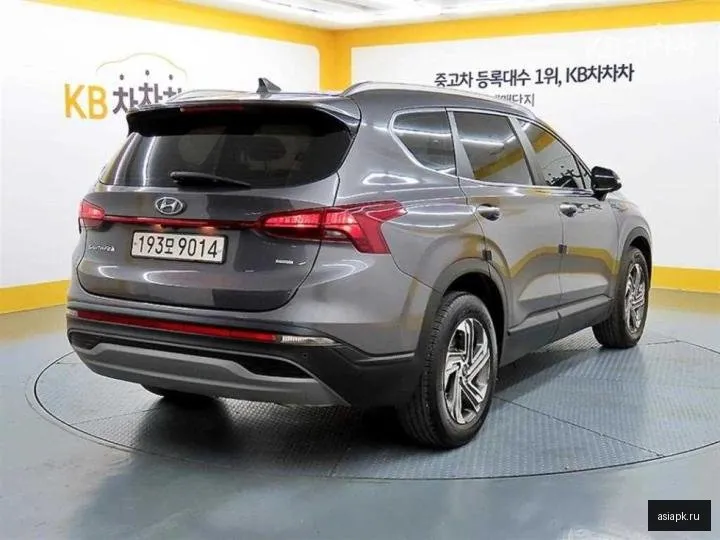 Hyundai Santa Fe 4