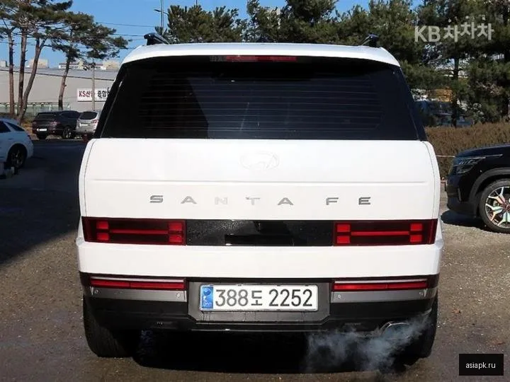 Hyundai Santa Fe 4