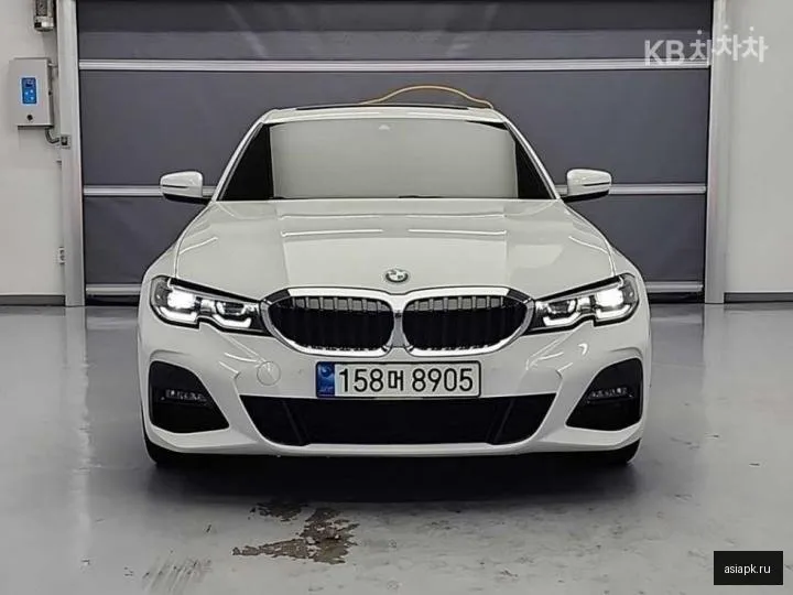 BMW 3-Series 2