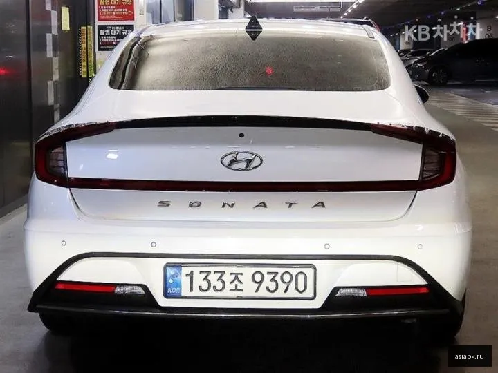 Hyundai Sonata 5