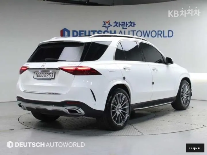 Mercedes-Benz GLE-Class 2