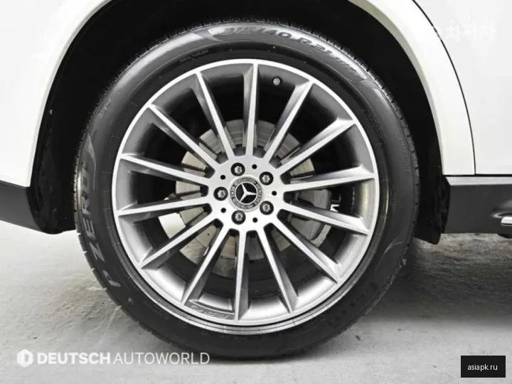 Mercedes-Benz GLE-Class 5