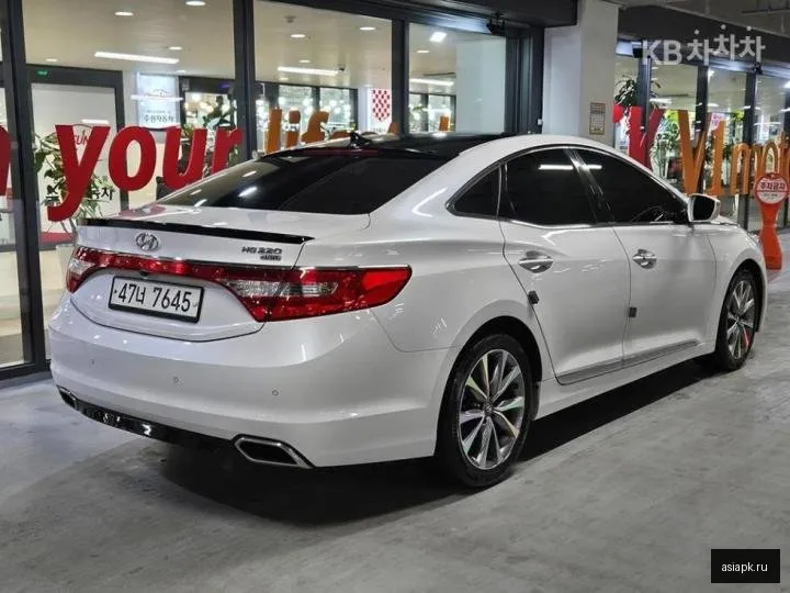Hyundai Grandeur 4