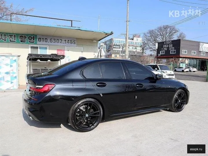 BMW 3-Series 3