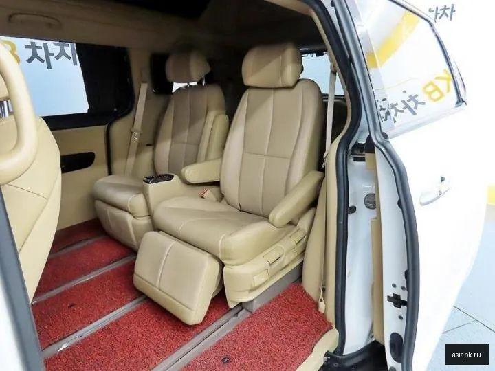 Kia Carnival 6