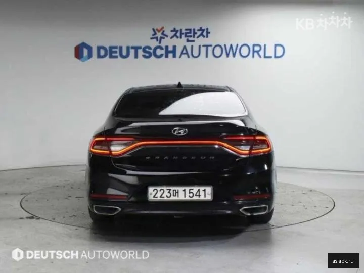 Hyundai Grandeur 4