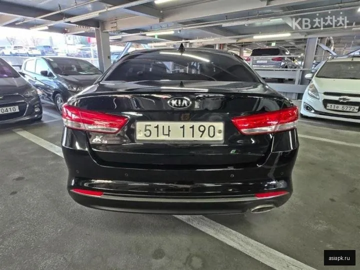 Kia K5 4