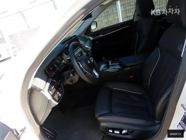 BMW 5-Series 5