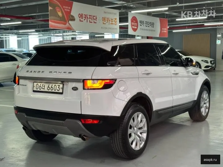 Land Rover Range Rover Evoque 4